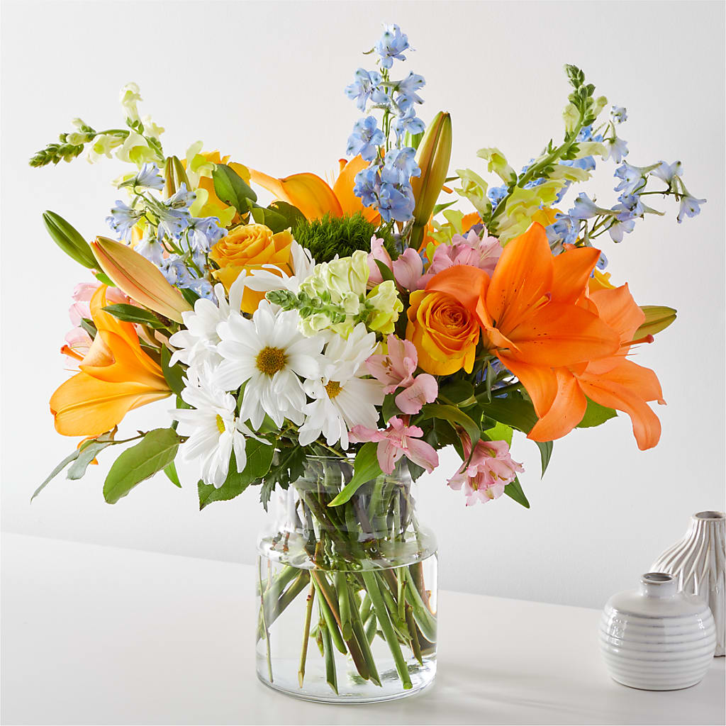 Sun Salutation Bouquet – Blooming Branches, Guttenberg IA
