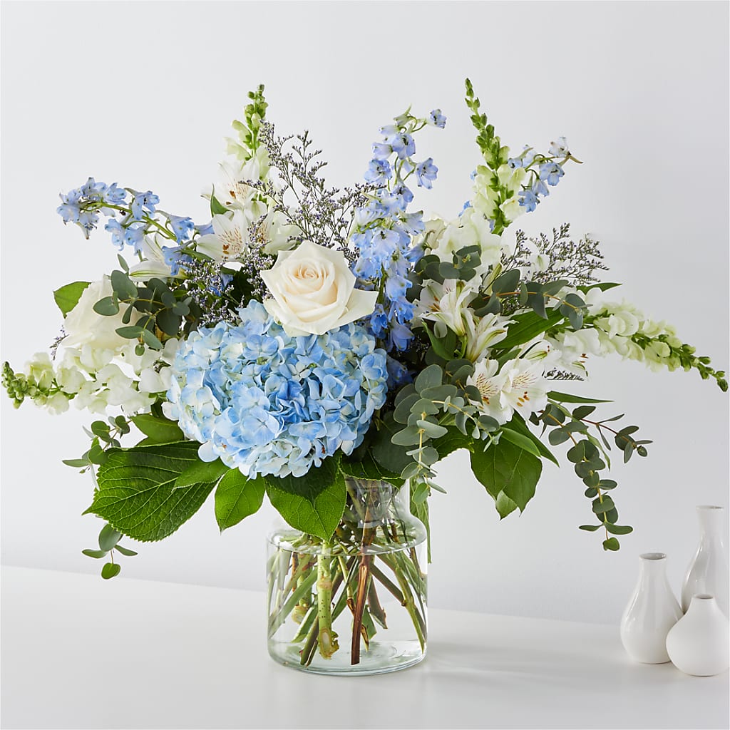 Coastal Blossom Bouquet – Blooming Branches, Guttenberg IA
