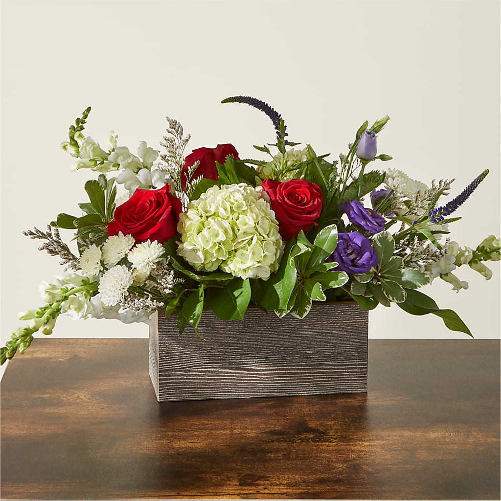 Sweet Magnolia Bouquet – Blooming Branches, Guttenberg IA