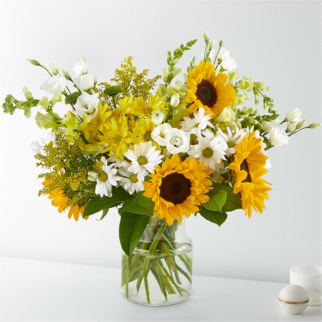 Hello Sunshine Bouquet – Blooming Branches, Guttenberg IA