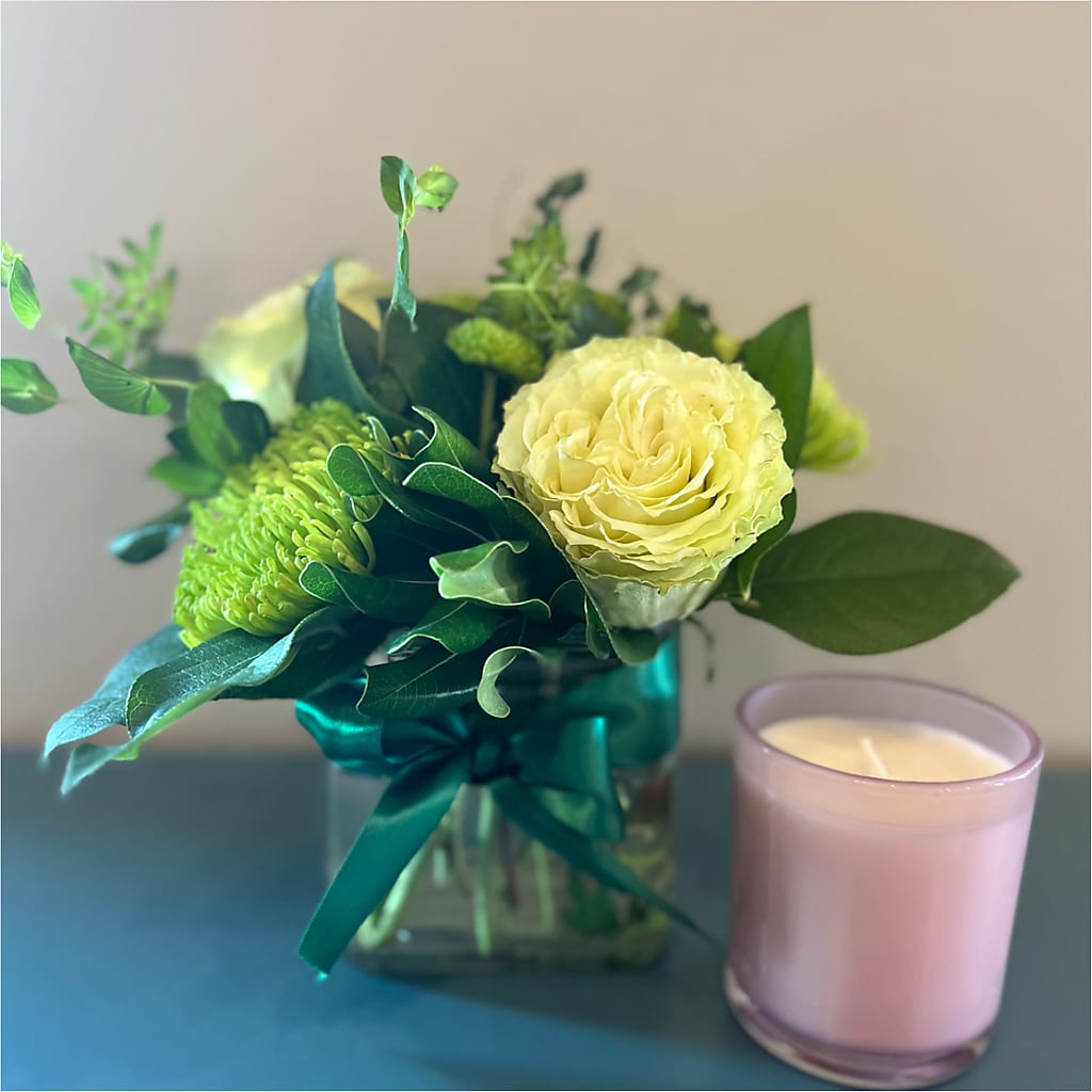 Emerald Forest Bouquet – Blooming Branches, Guttenberg IA