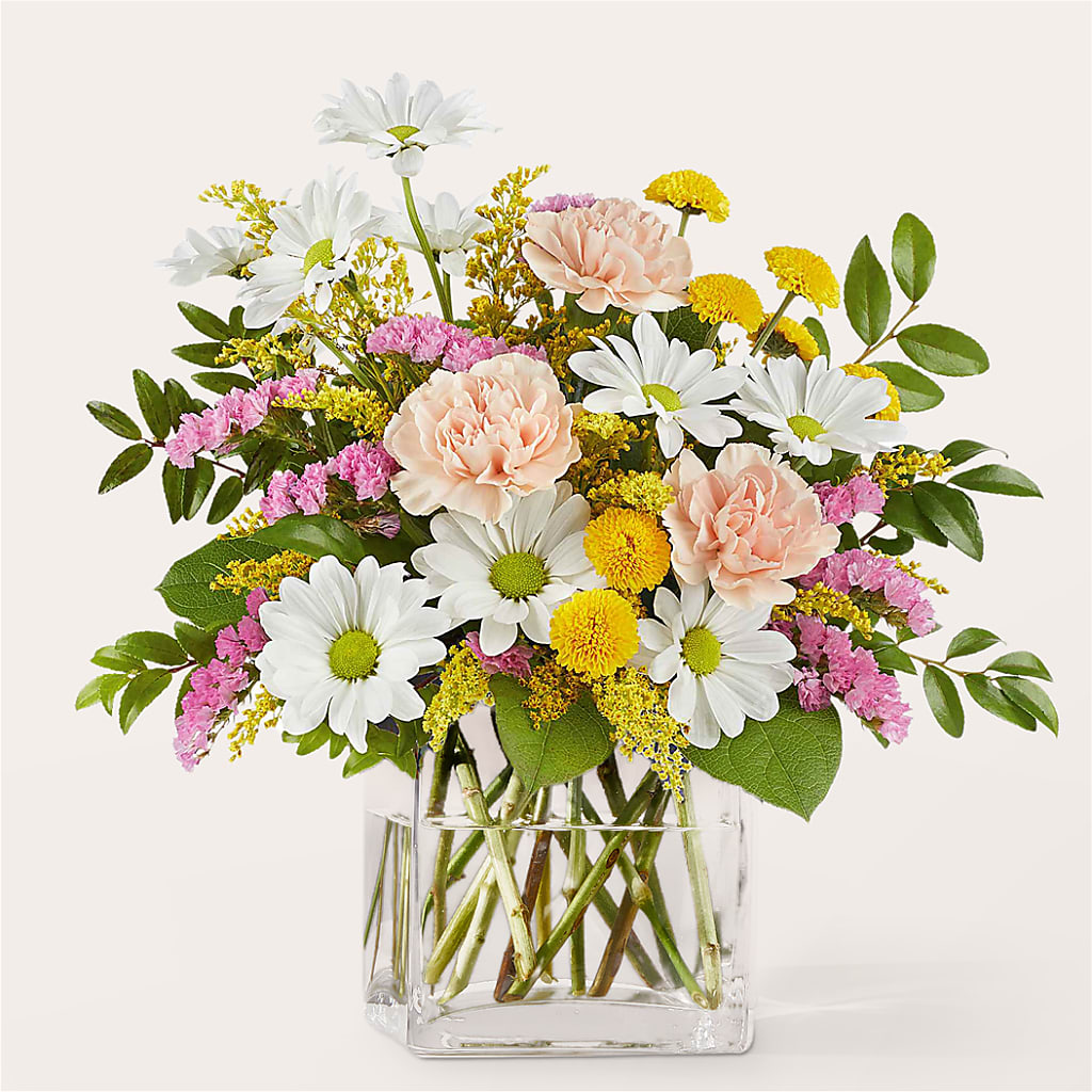 Country Cottage Bouquet – Blooming Branches, Guttenberg IA