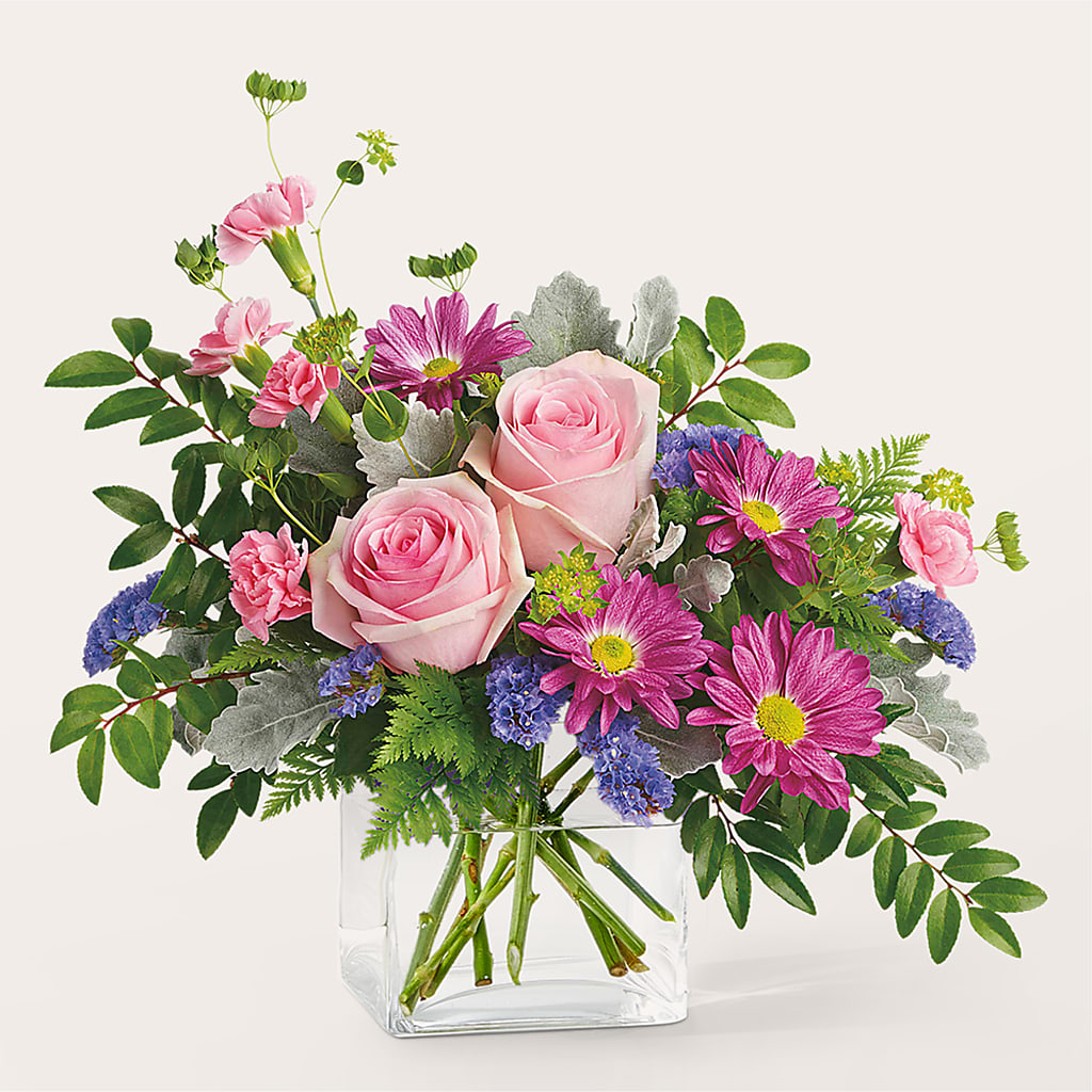 Starlet Bouquet – Blooming Branches, Guttenberg IA