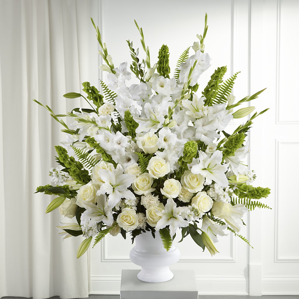 Morning Stars Arrangement – Blooming Branches, Guttenberg IA
