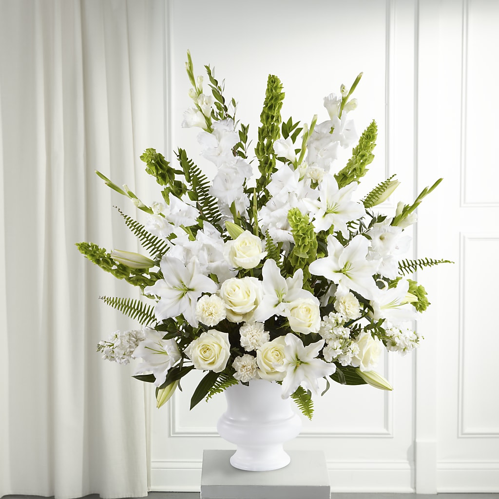 Morning Stars Arrangement – Blooming Branches, Guttenberg IA