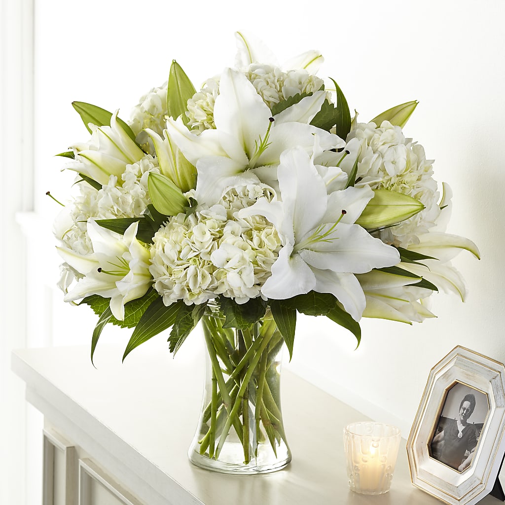 Compassionate Lily Bouquet – Blooming Branches, Guttenberg IA