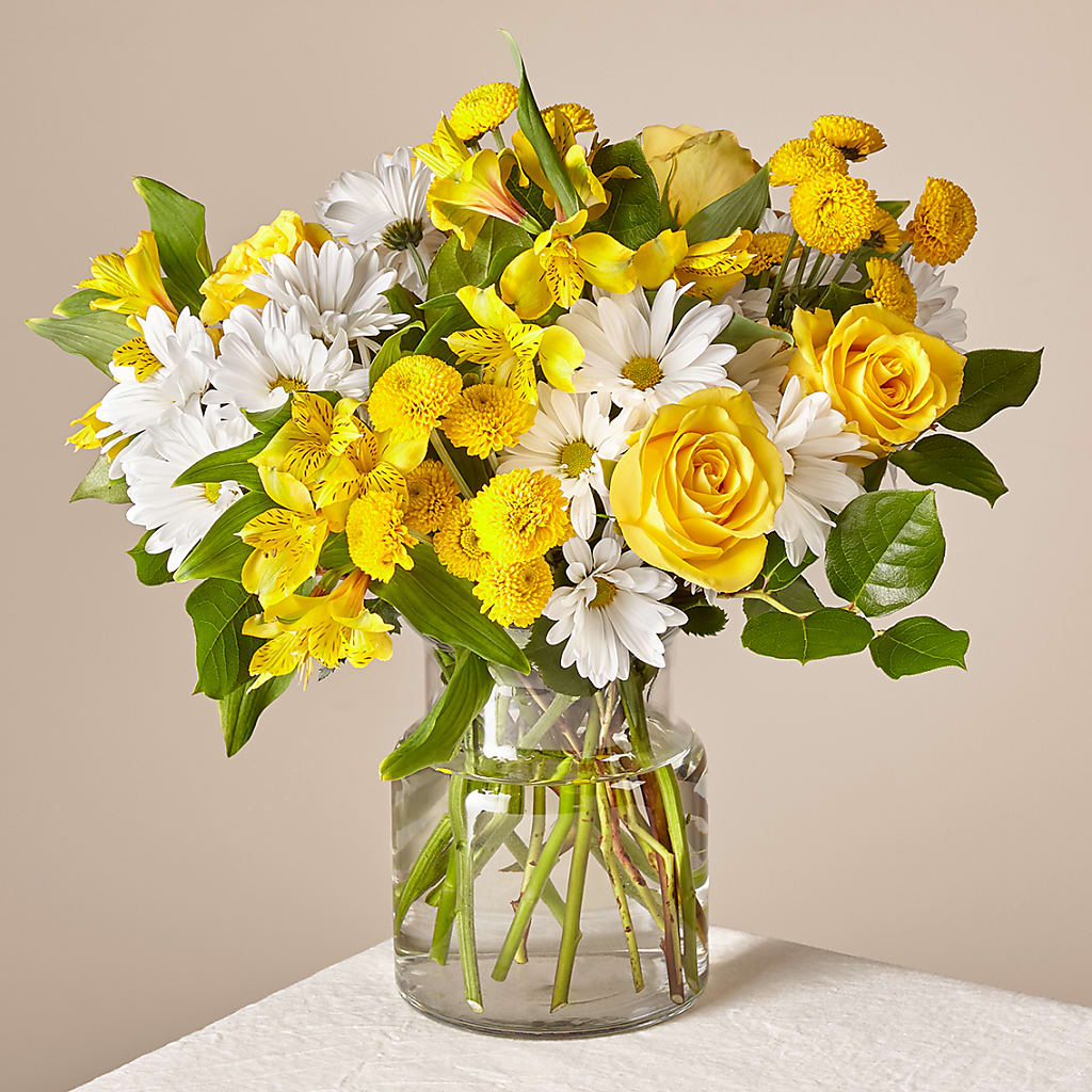 Sunny Sentiments Bouquet – Blooming Branches, Guttenberg IA