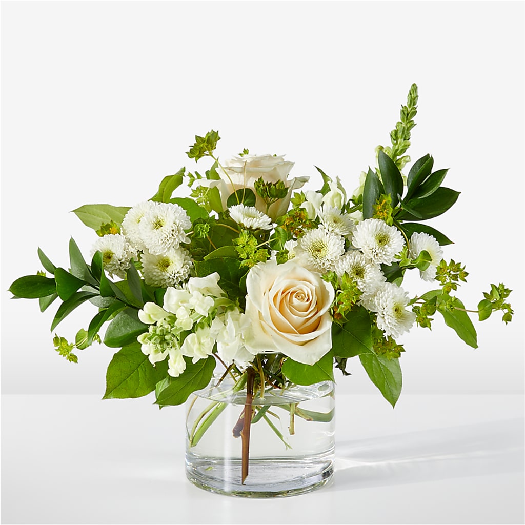 Hint of Vanilla Bouquet – Blooming Branches, Guttenberg IA