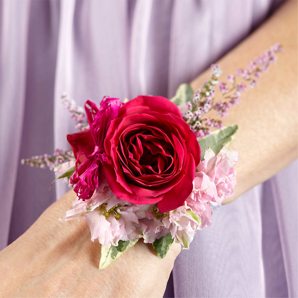 Rose Charm Corsage – Blooming Branches, Guttenberg IA