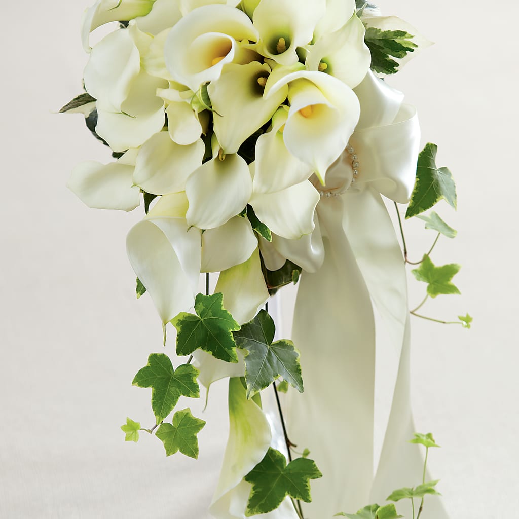 White Chapel Bouquet – Blooming Branches, Guttenberg IA