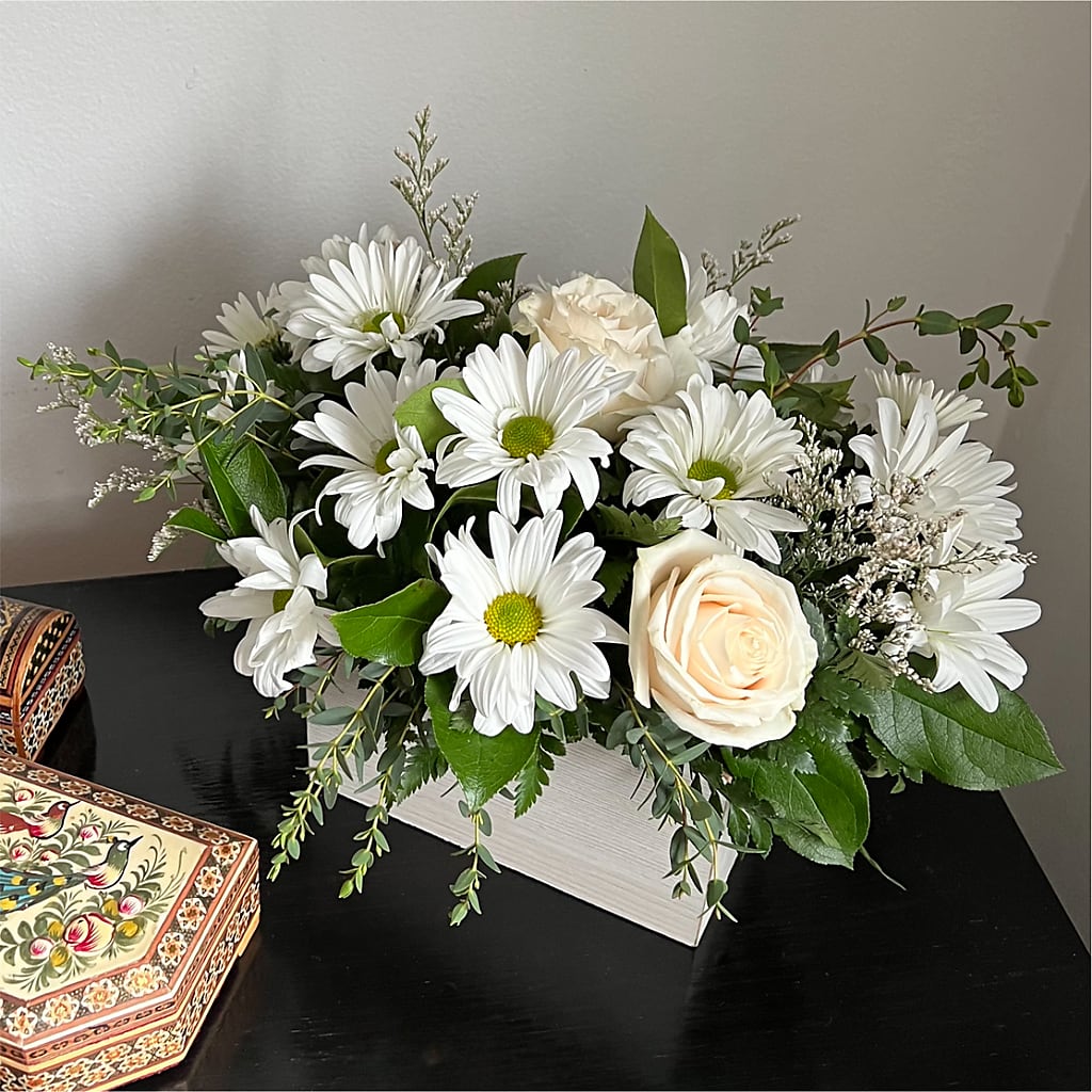 Fresh Linen Box Bouquet –  Blooming Branches, Guttenberg IA