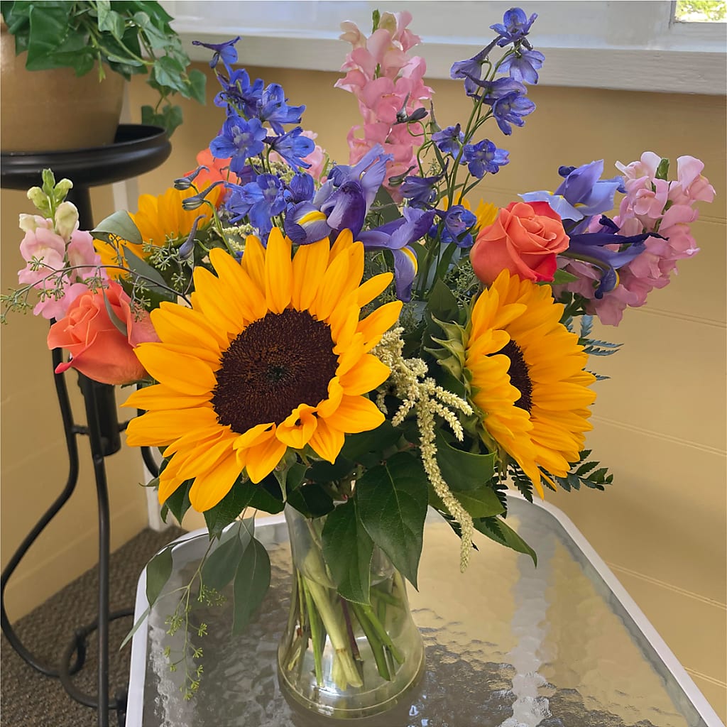 Rays of Life Bouquet –  Blooming Branches, Guttenberg IA