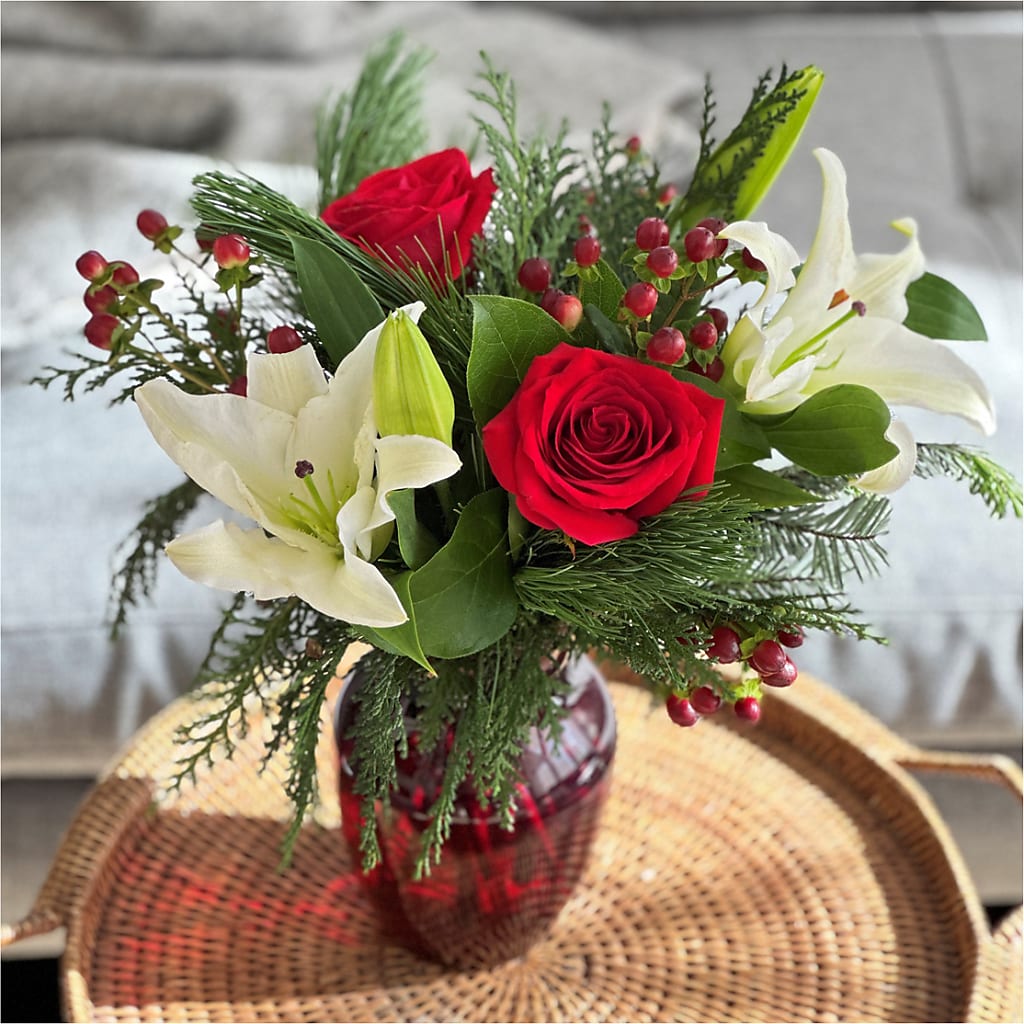 Evergreen Delight Bouquet –  Blooming Branches, Guttenberg IA