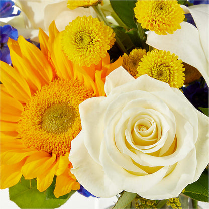 Stargazing Bouquet –  Blooming Branches, Guttenberg IA