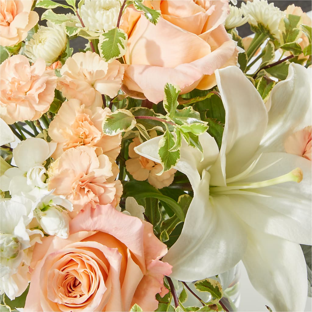 Darling Bouquet –  Blooming Branches, Guttenberg IA