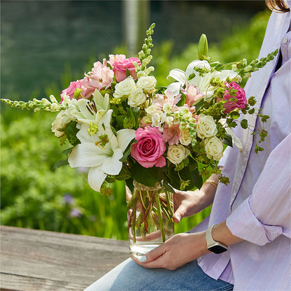 Fondly Bouquet –  Blooming Branches, Guttenberg IA