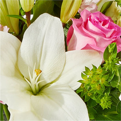 Fondly Bouquet –  Blooming Branches, Guttenberg IA