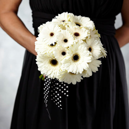 Daisy Delight Bouquet –  Blooming Branches, Guttenberg IA